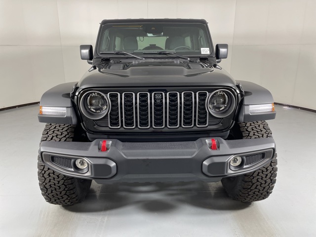 2025 Jeep Wrangler Rubicon Sport photo 3