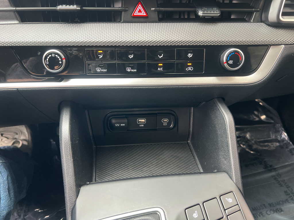 2024 Kia Sportage LX photo 17