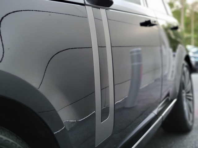 2023 Land Rover Range Rover SE photo 36