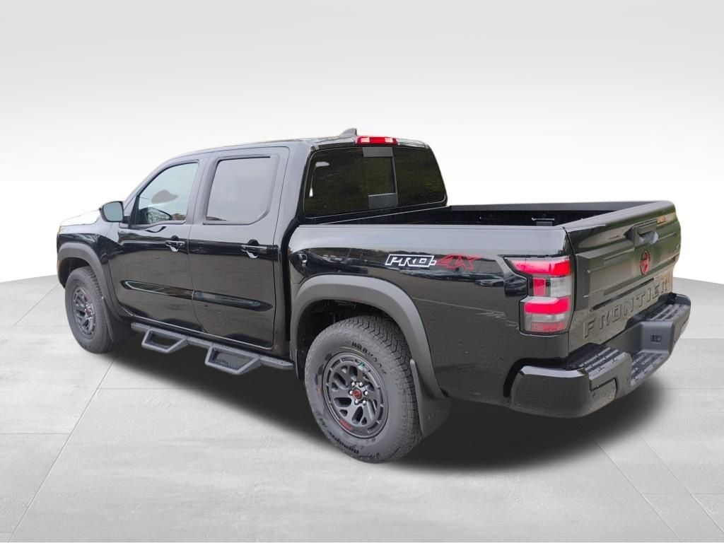 2025 Nissan Frontier PRO-4X photo 4