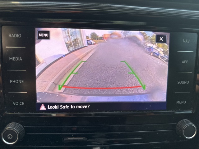 2021 Volkswagen Passat 2.0T R-Line photo 10