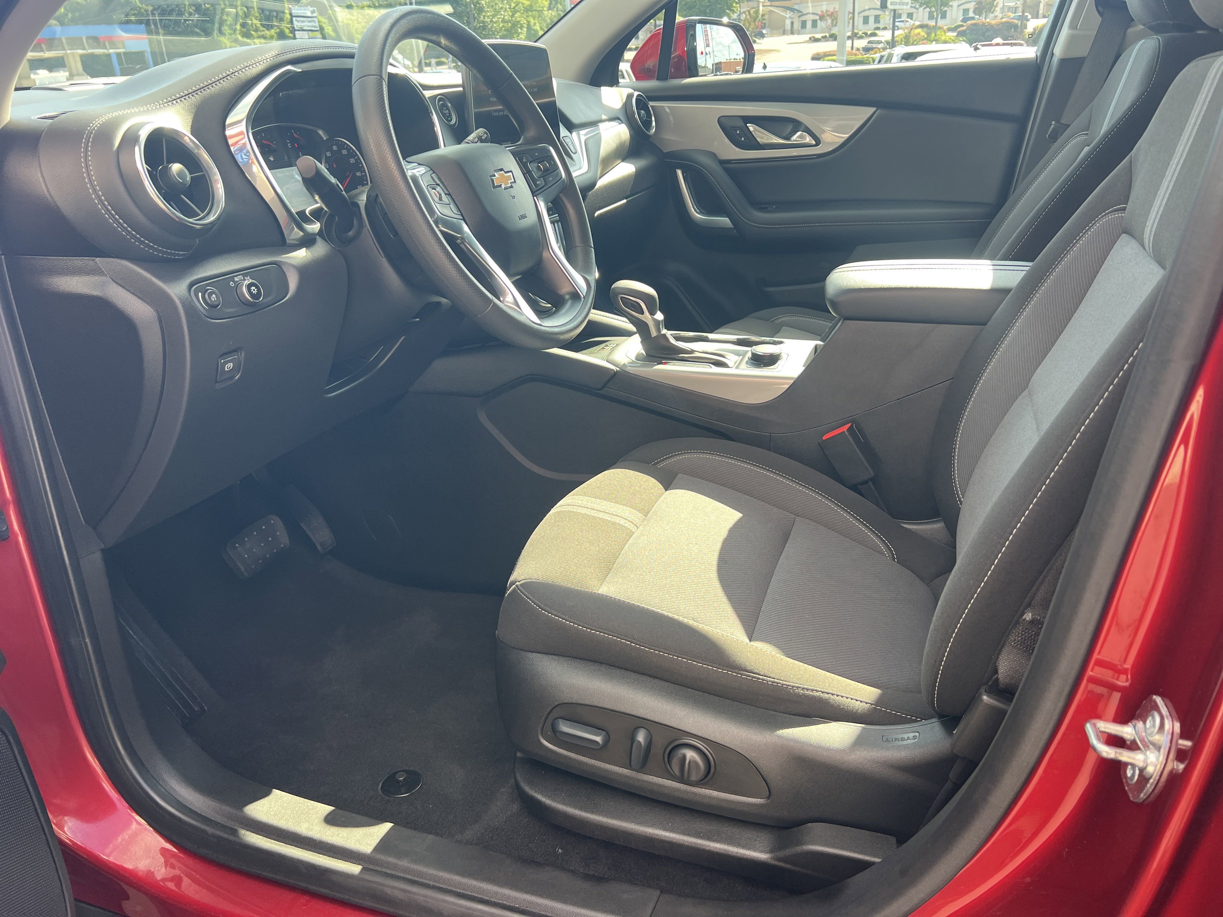 2023 Chevrolet Blazer 2LT photo 4