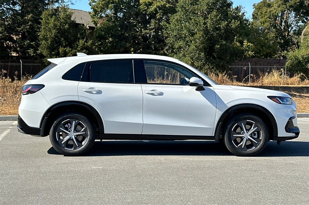2025 Honda HR-V EX-L photo 2