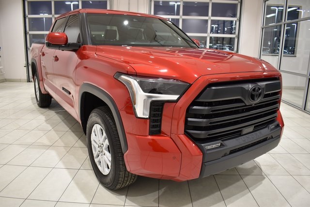 2025 Toyota Tundra SR5's photo