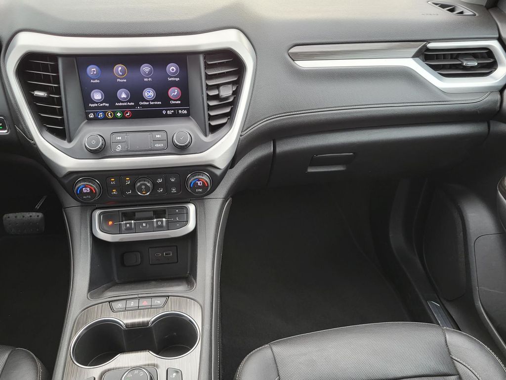 2020 Gmc Acadia SLT photo 17