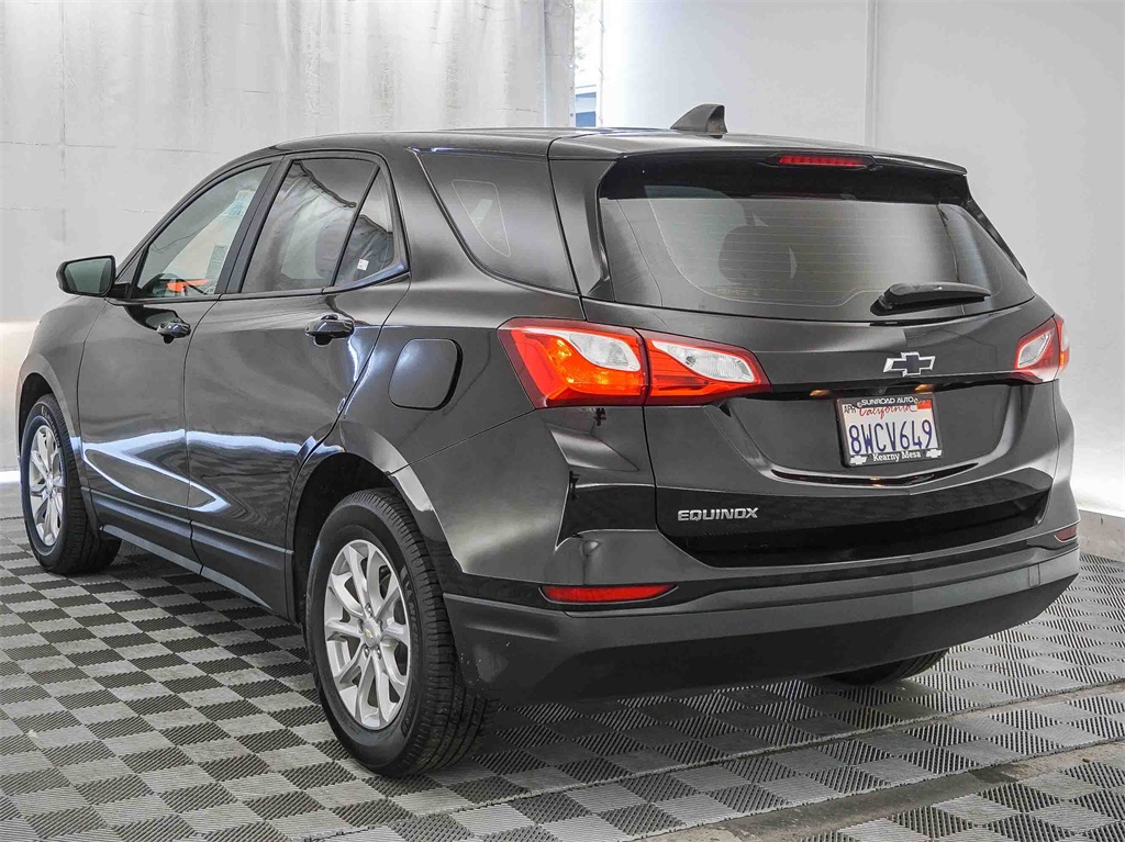 2021 Chevrolet Equinox LS photo 6