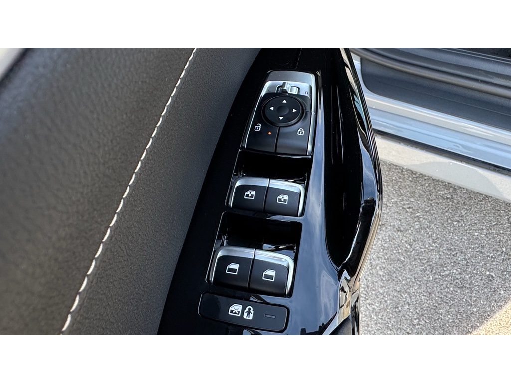2026 Kia K5 GT-Line photo 23