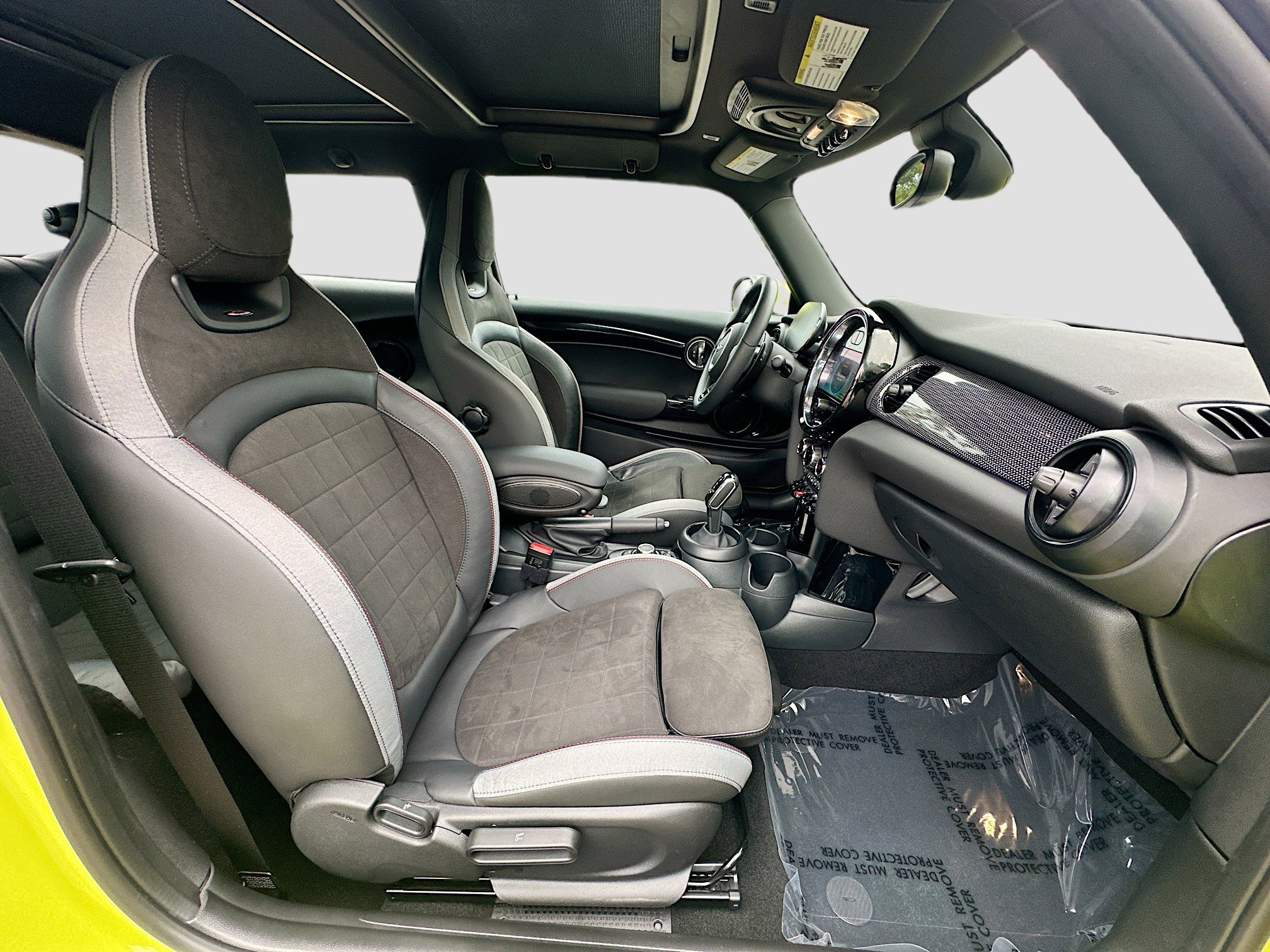 2024 Mini Cooper Hardtop John Cooper Works photo 29