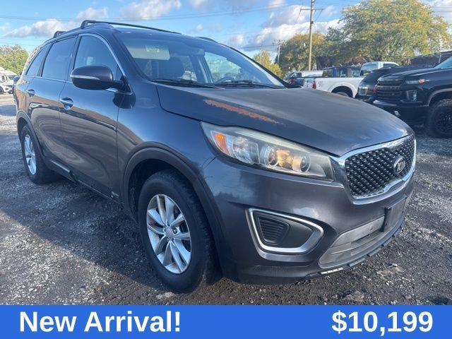 2016 Kia Sorento LX photo 2