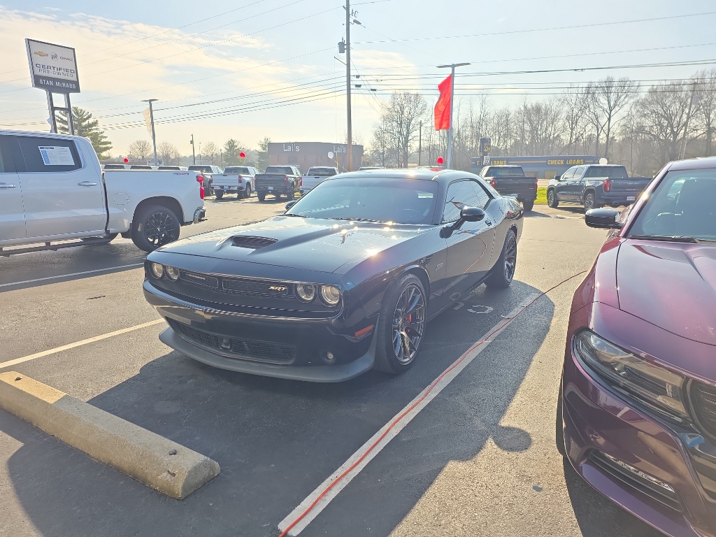 2016 Dodge Challenger SRT's photo