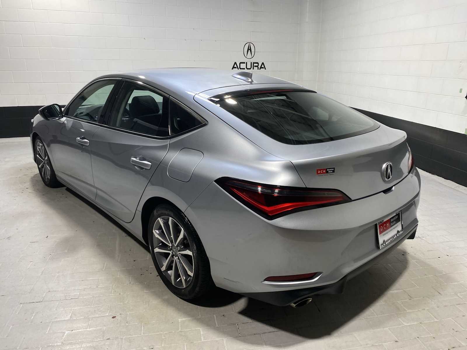 2023 Acura Integra Base photo 4