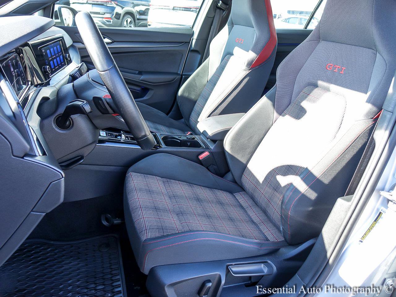 2023 VOLKSWAGEN GOLF GTI - Image 7