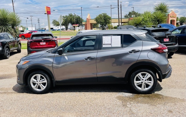 2024 Nissan Kicks S photo 4