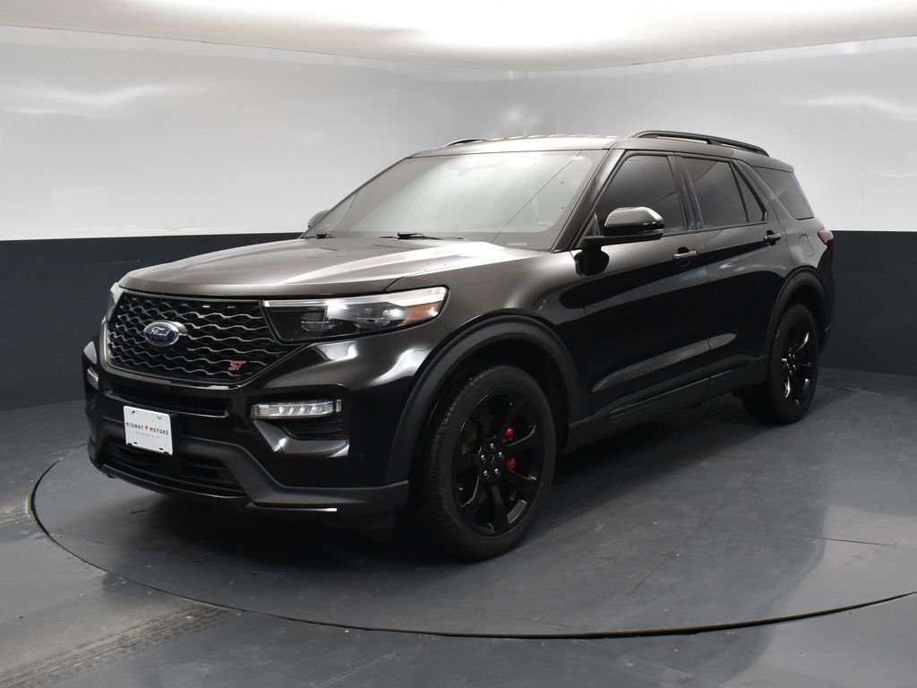 2021 Ford Explorer ST photo 5