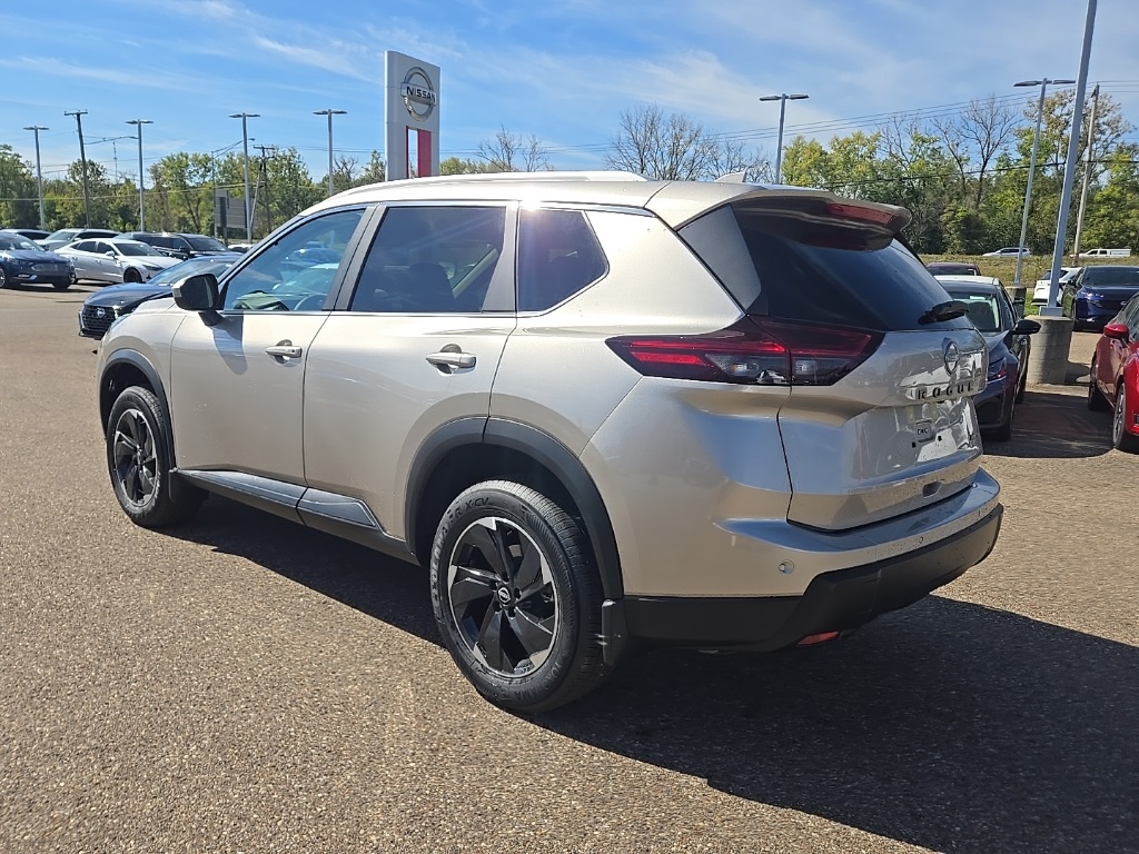 2026 Nissan Rogue SV photo 4