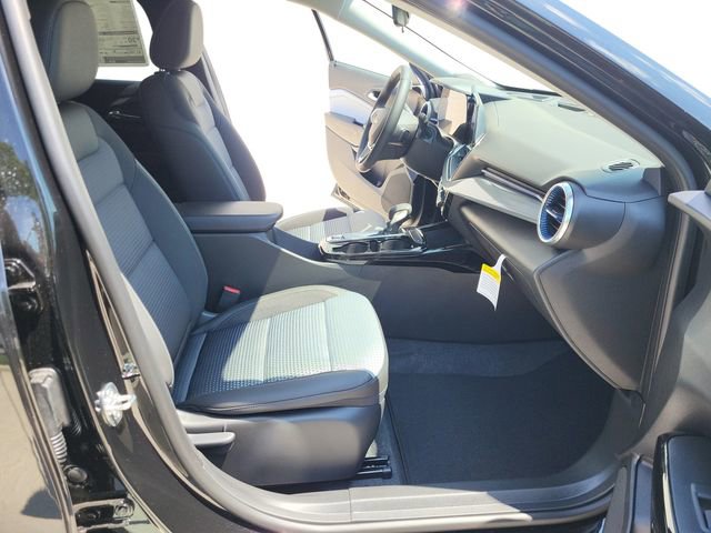 2025 Chevrolet Trax LT photo 24