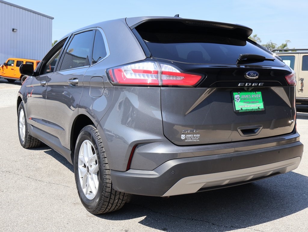 2024 Ford Edge SEL photo 3