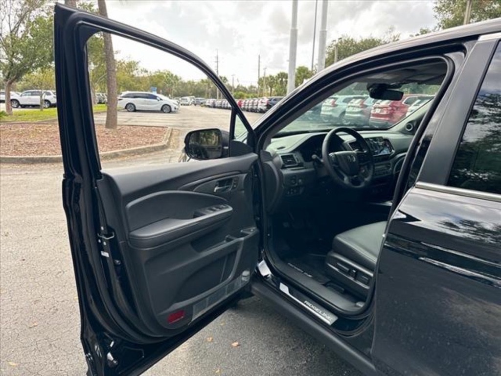 2025 Honda Ridgeline TrailSport photo 15