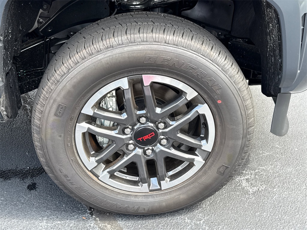 2025 Toyota Tacoma TRD Sport photo 12