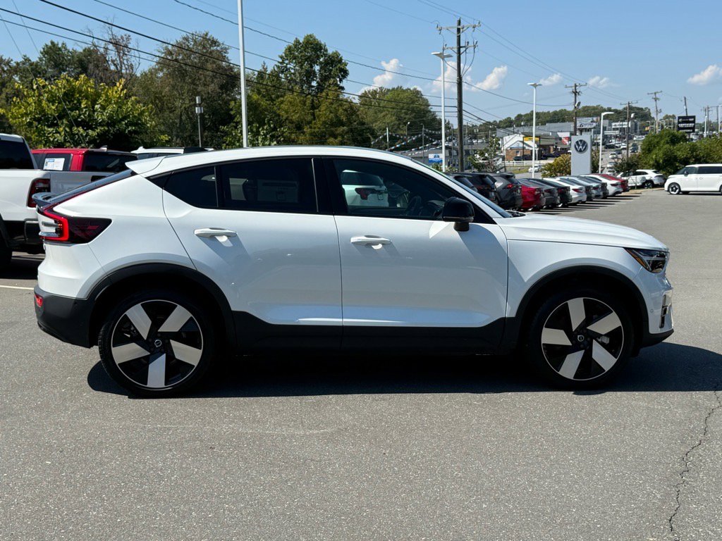 2024 Volvo C40 Recharge Plus photo 19