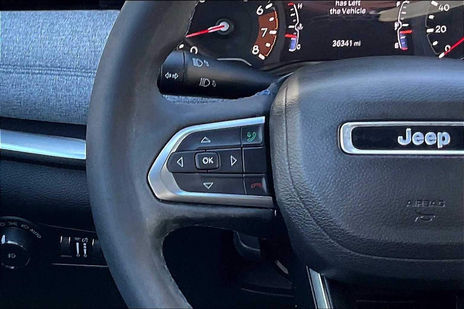 2022 Jeep Compass Latitude photo 17