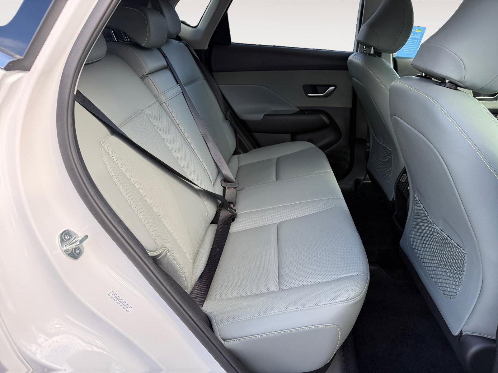 2025 Hyundai Kona Electric Limited photo 18