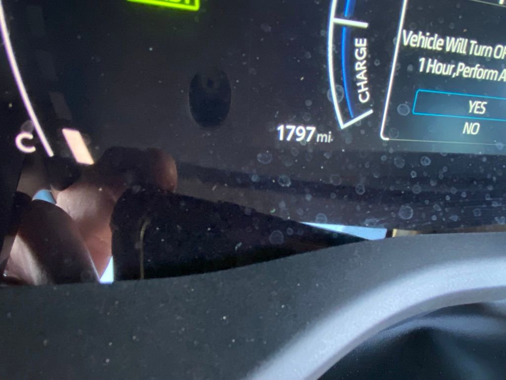 2025 Toyota Camry SE photo 4