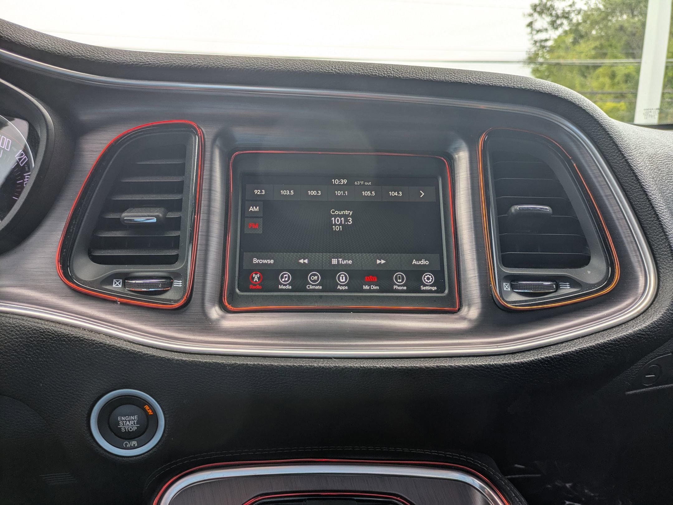 2018 Dodge Challenger SXT photo 14
