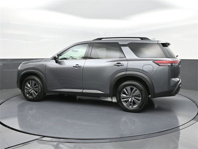 2025 Nissan Pathfinder SV photo 3