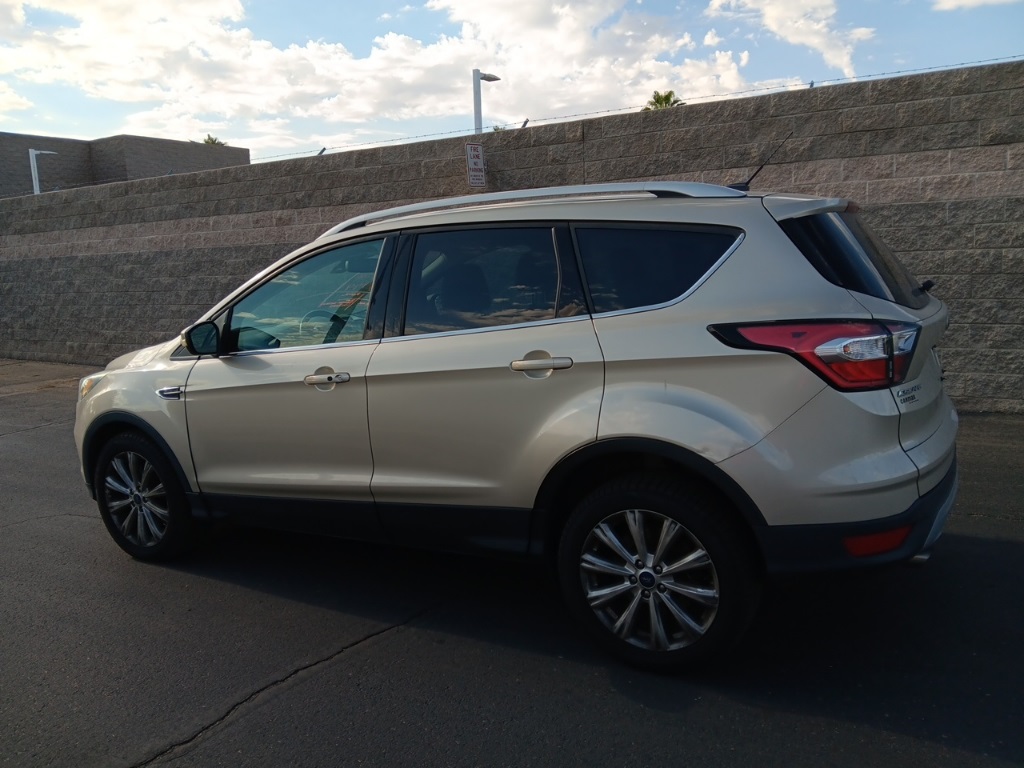 2017 Ford Escape Titanium photo 4