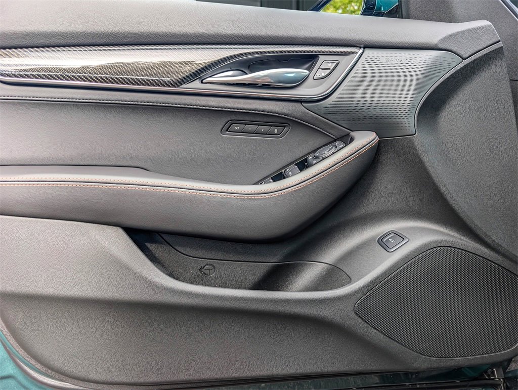 2026 Cadillac CT5 V photo 12