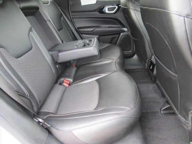 2024 Jeep Compass Latitude photo 26