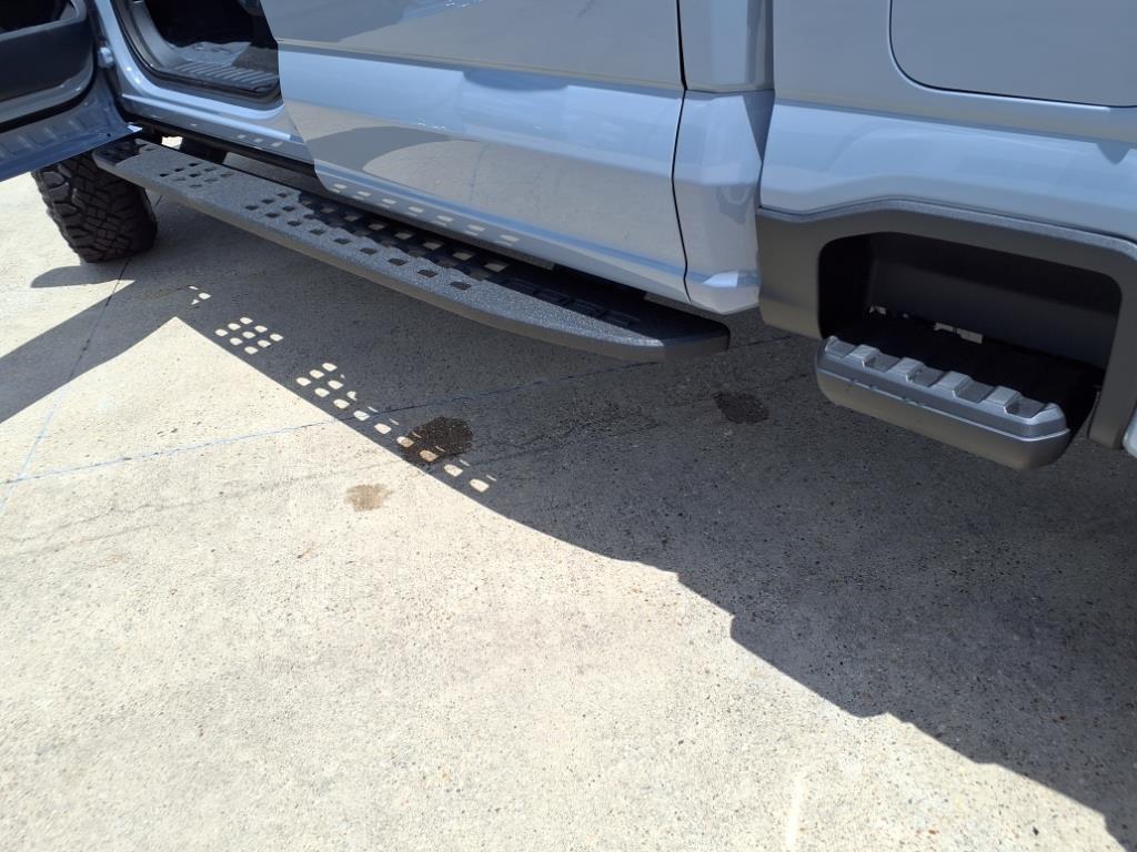 2025 Ford F-250 Lariat photo 21