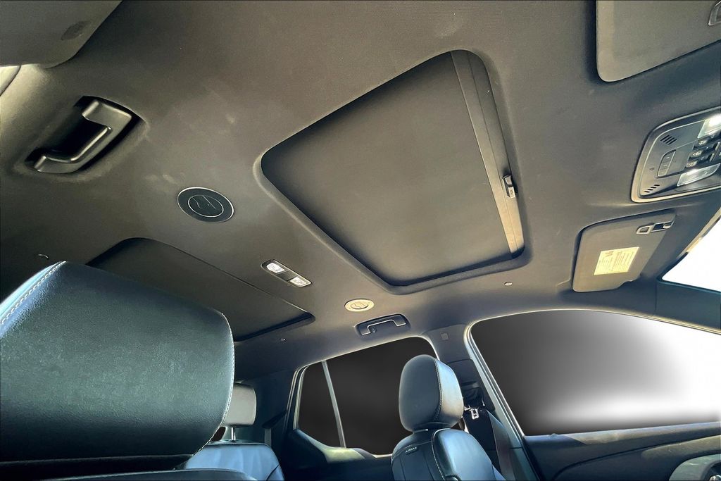 2023 Chevrolet Traverse Leather photo 23