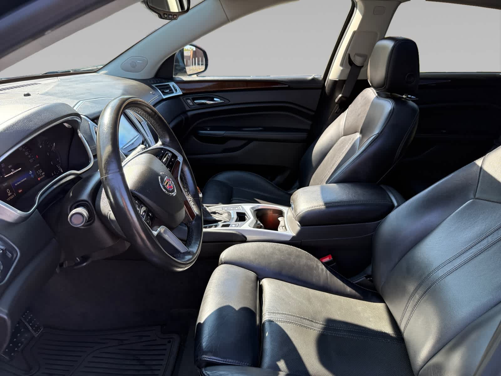 2015 Cadillac SRX Luxury photo 9