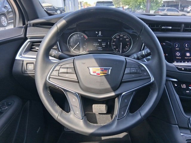 2025 Cadillac XT5 Luxury photo 9