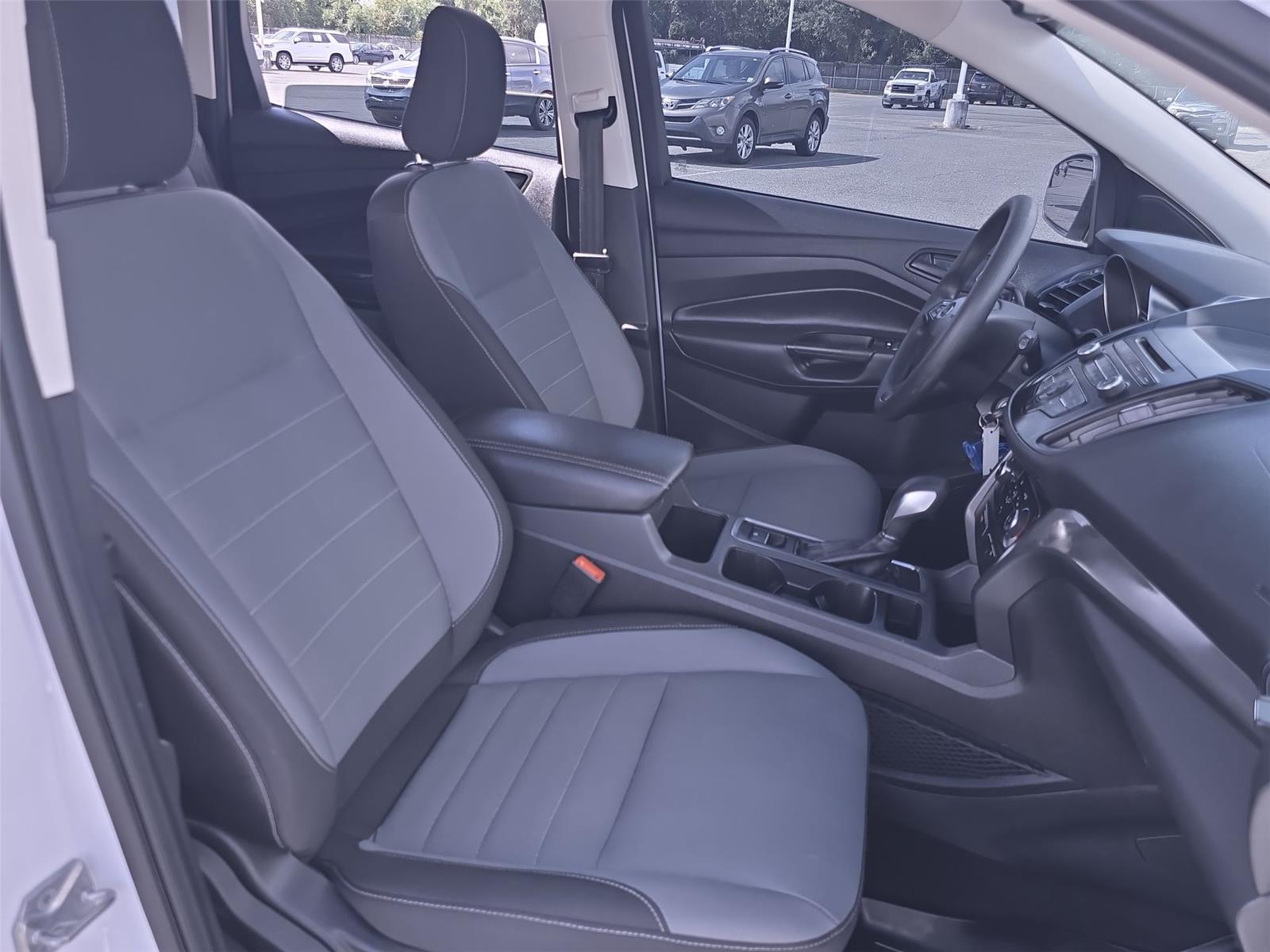 2018 Ford Escape S photo 22
