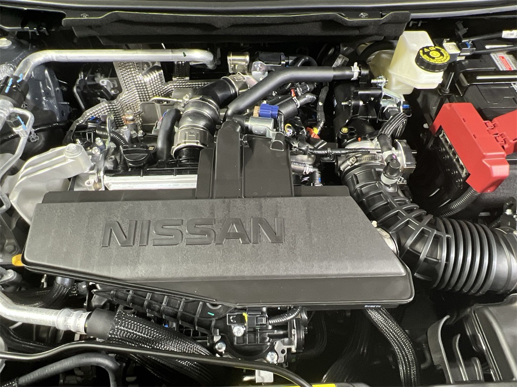 2026 Nissan Rogue SV photo 14