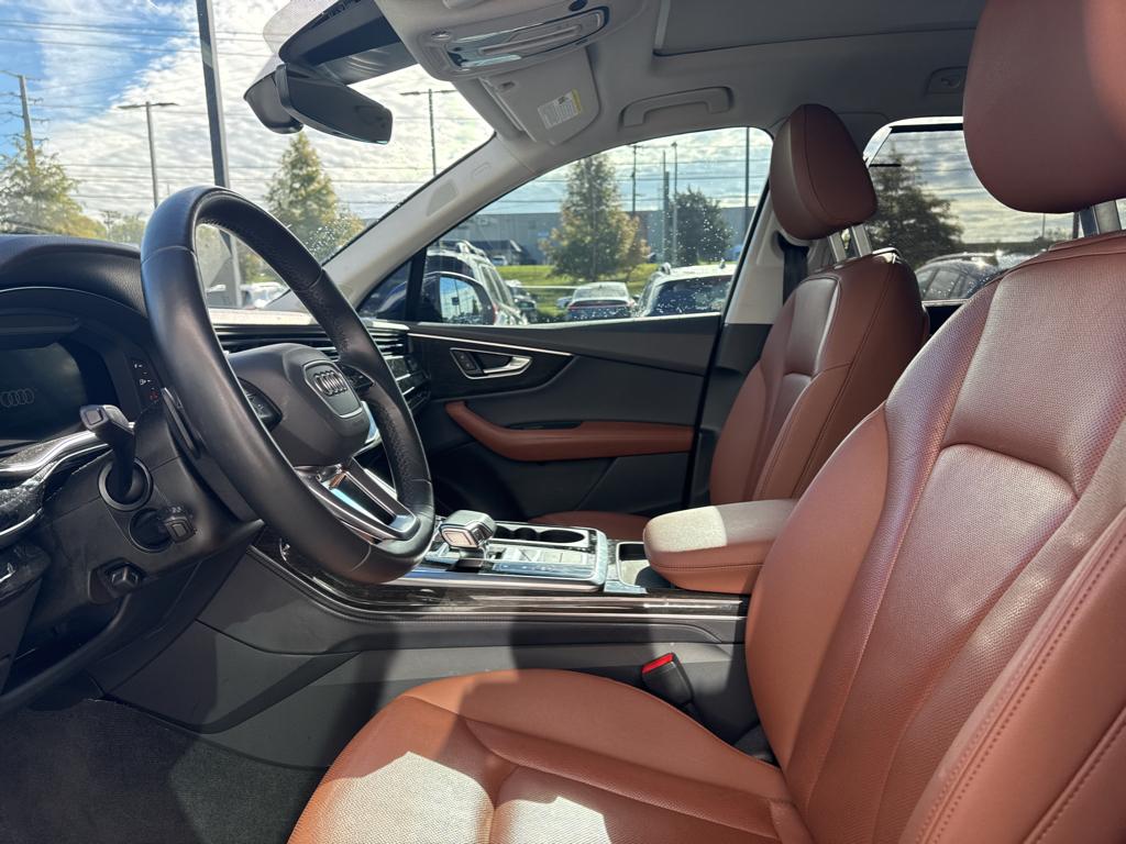 2022 Audi Q7 Premium Plus photo 7