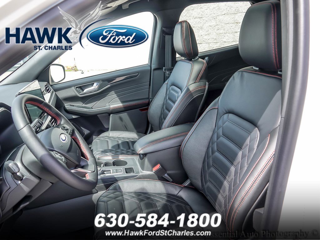 2024 Ford Escape ST-Line Elite photo 4