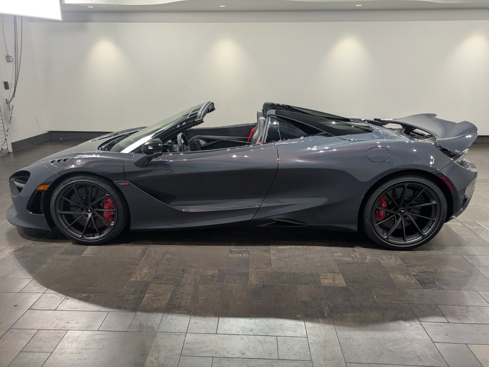 2026 Mclaren 750S Spider photo 3
