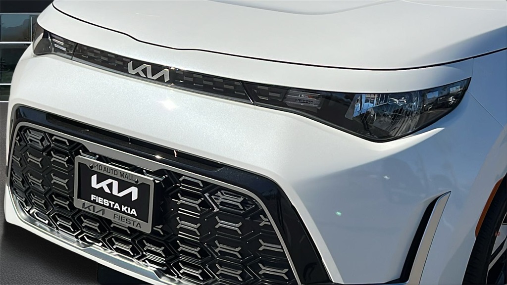 2025 Kia Soul GT-Line photo 4