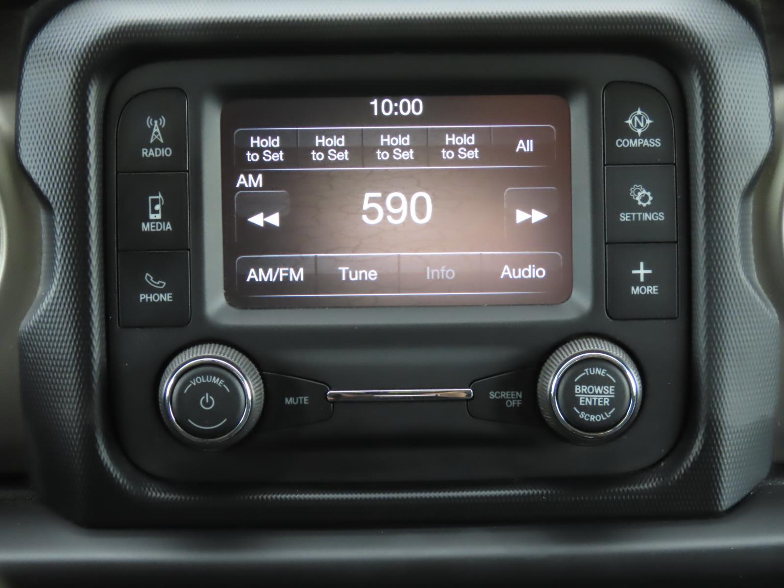 2018 Jeep Wrangler Unlimited Sport S photo 3