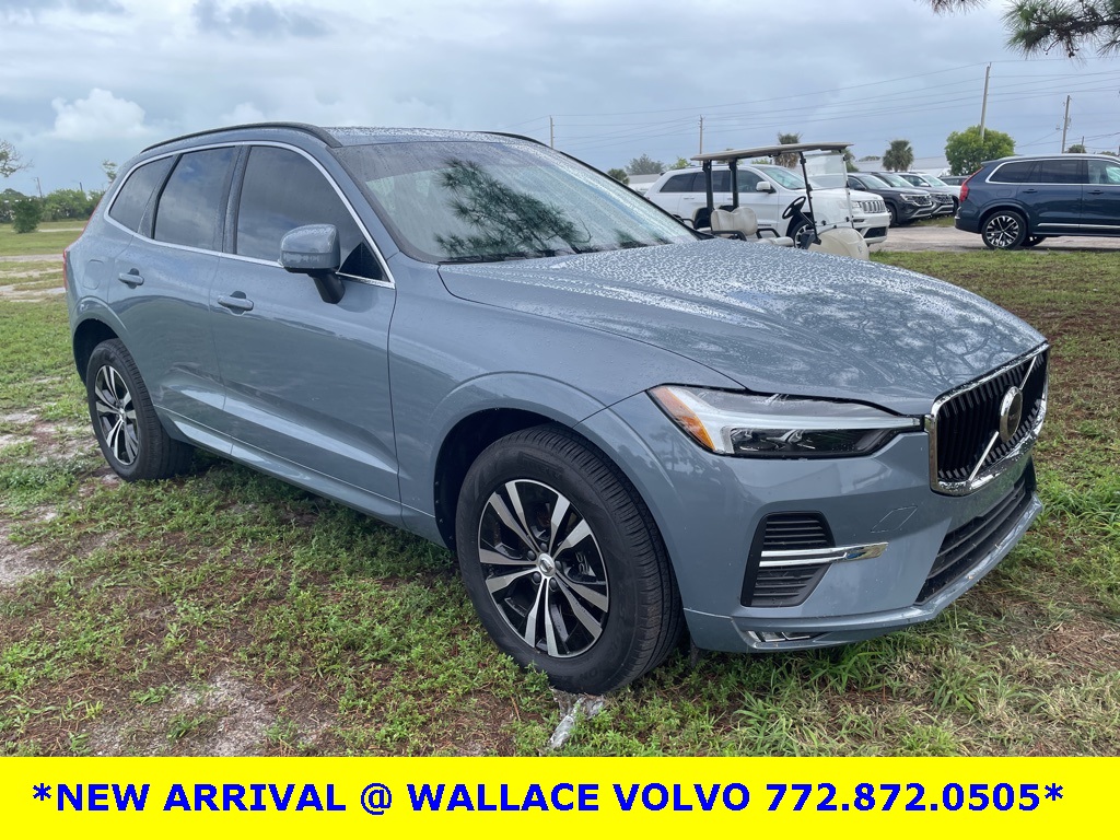 2023 Volvo XC60 B5 Core photo 3