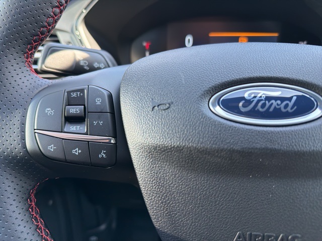 2025 Ford Escape ST-Line photo 15