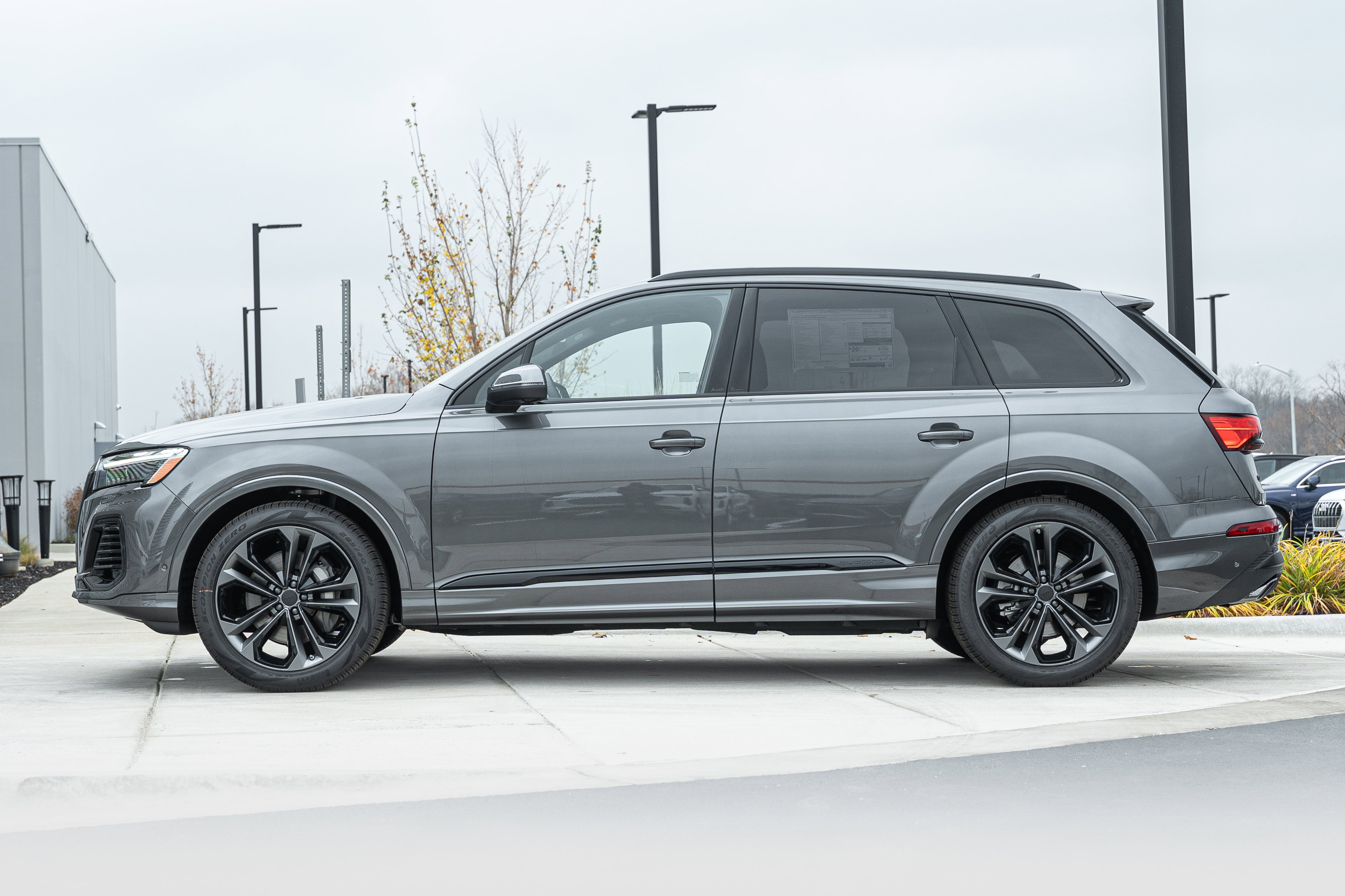 2026 Audi Q7 Premium Plus photo 4