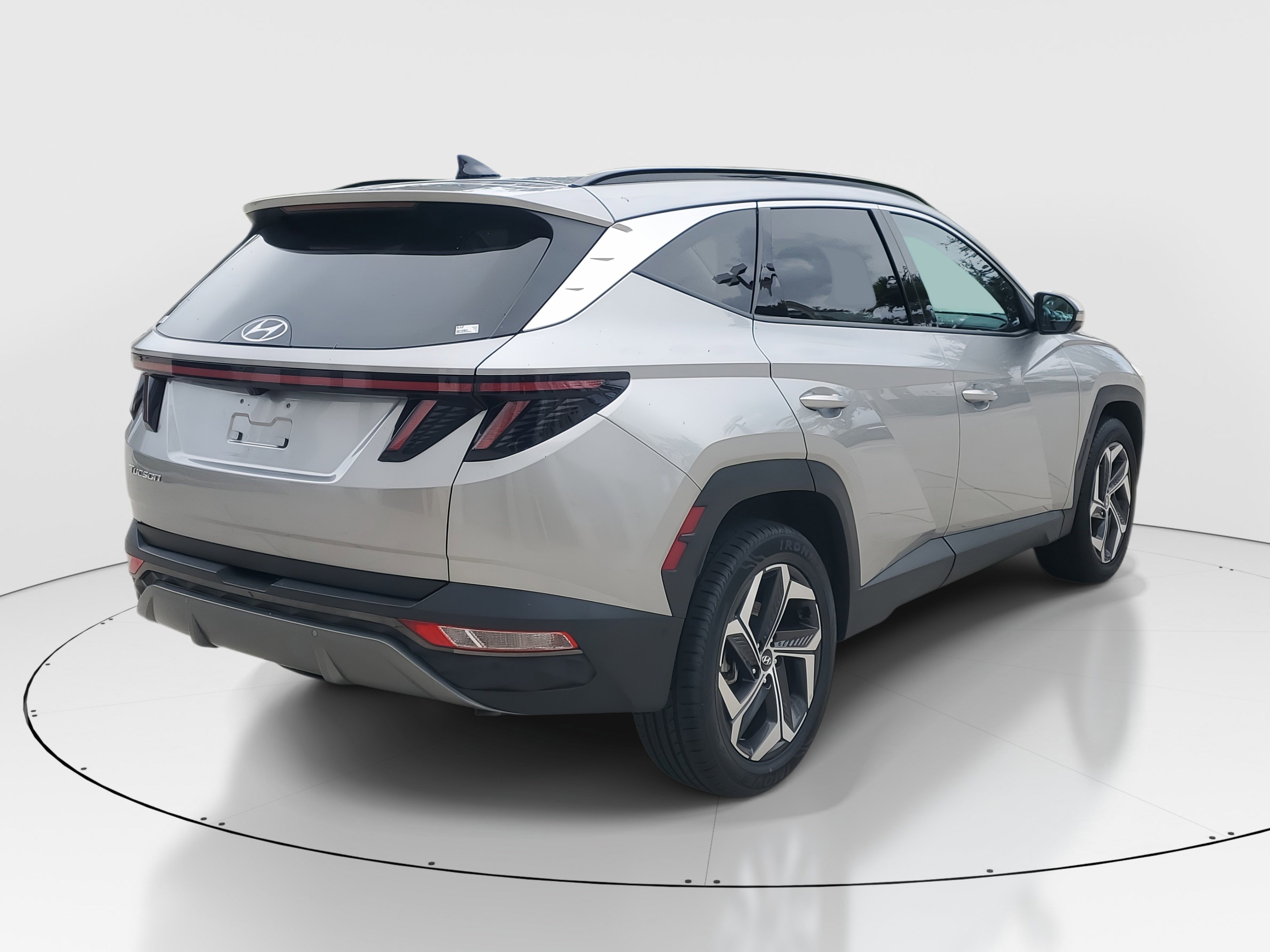 2024 Hyundai Tucson Limited photo 3