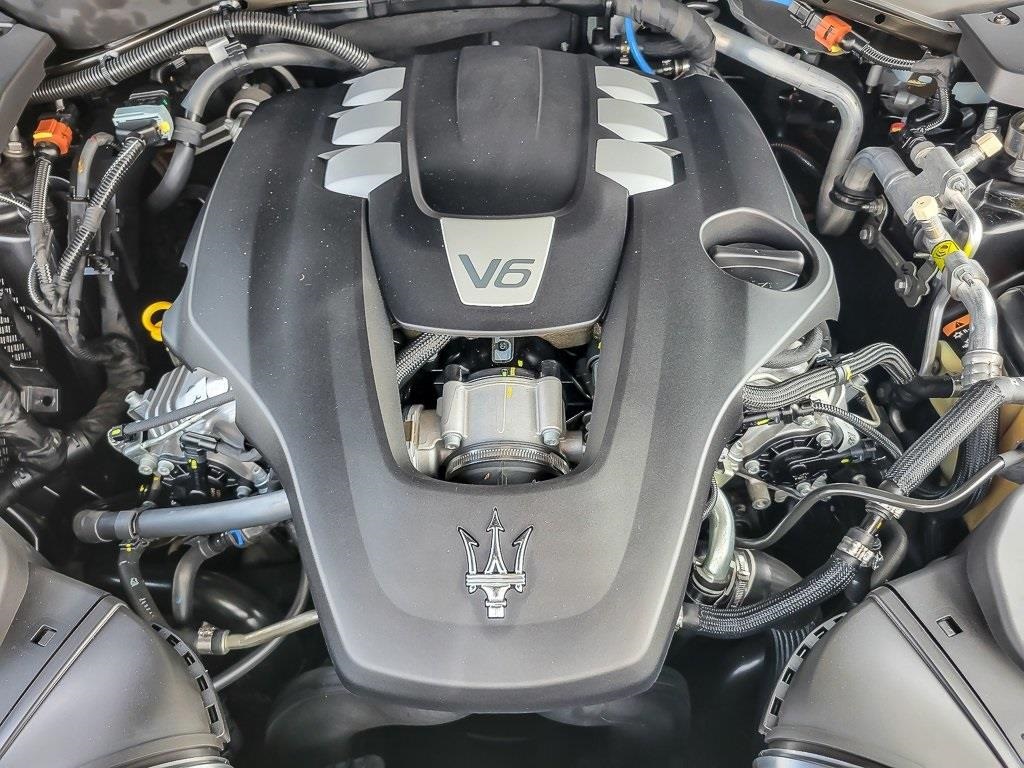 2022 MASERATI LEVANTE - Image 24