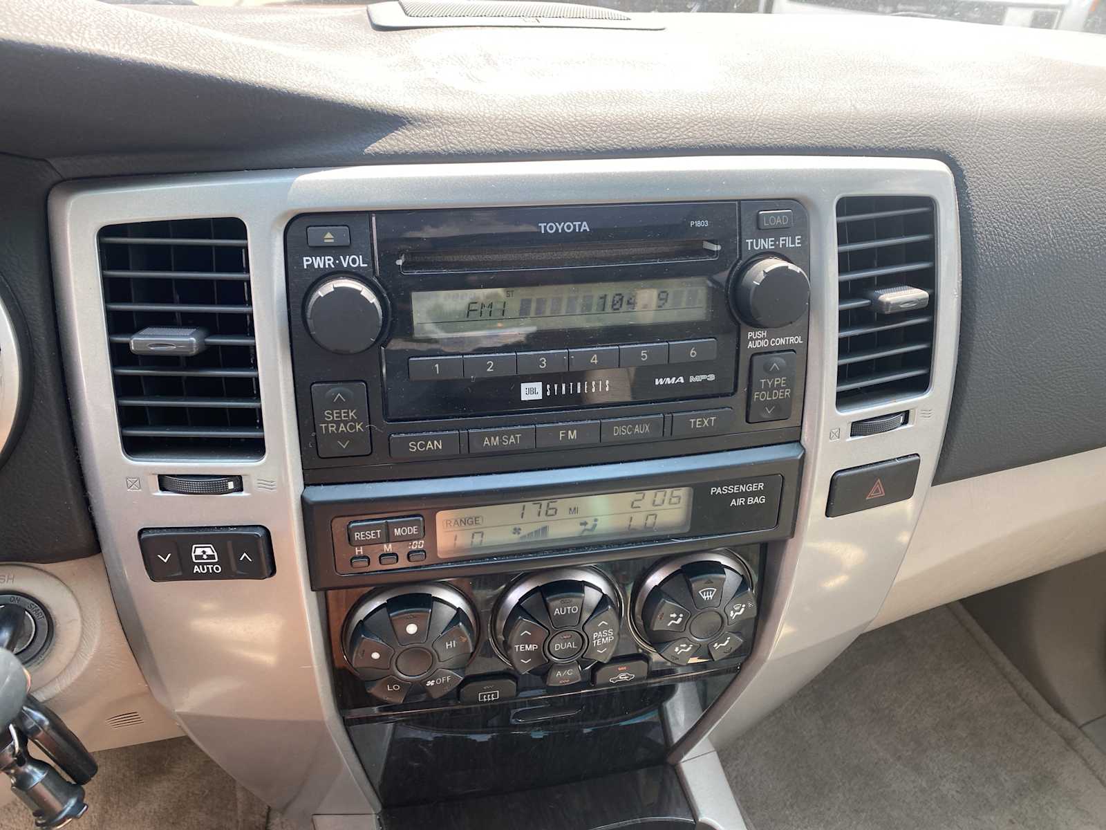 2007 Toyota 4Runner Limited photo 9