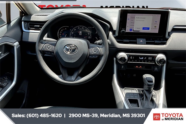 2023 Toyota RAV4 XLE photo 4